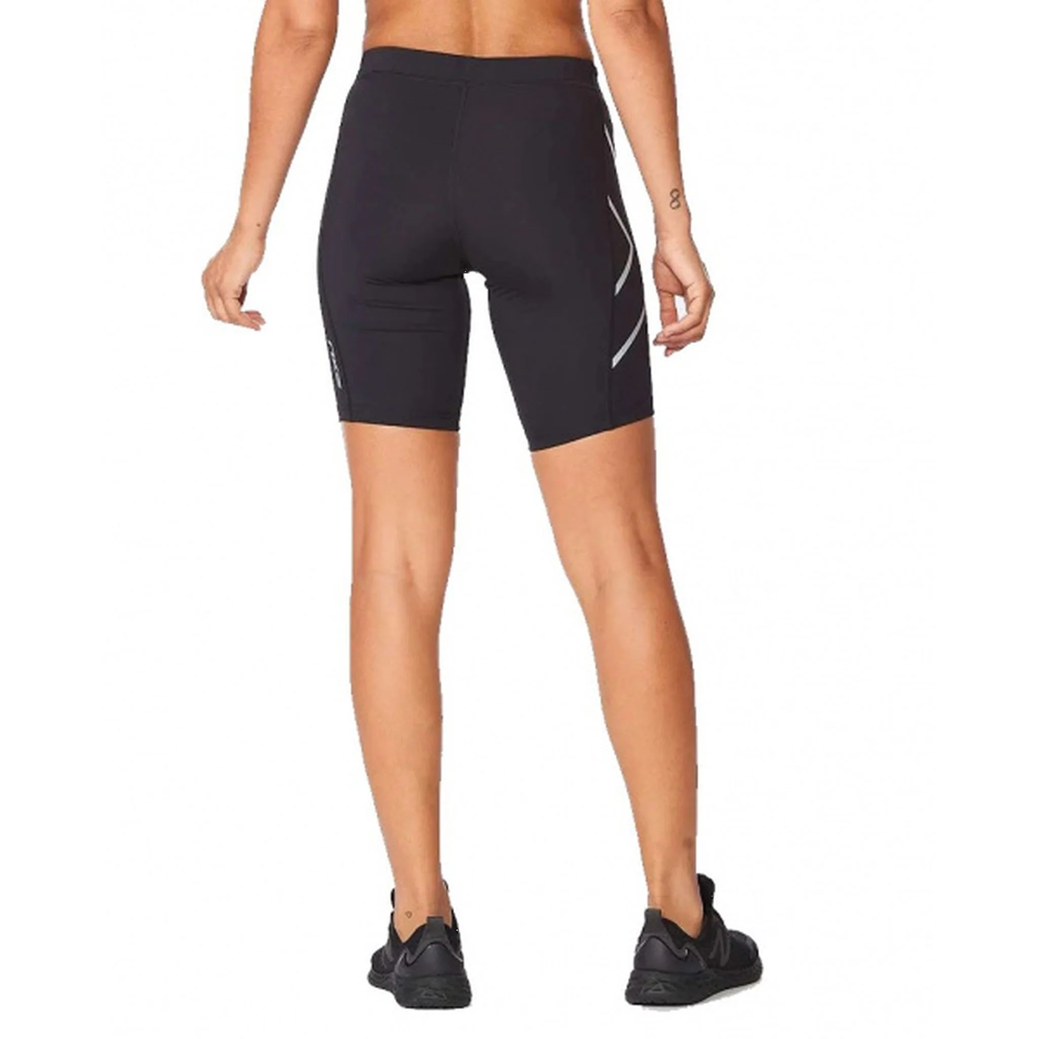2XU Womens Compression Shorts - Image 3