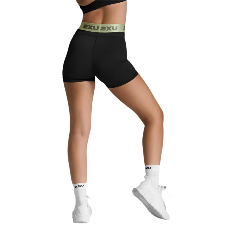 2XU Womens Everyday 3-inch Compression Shorts - Image 2