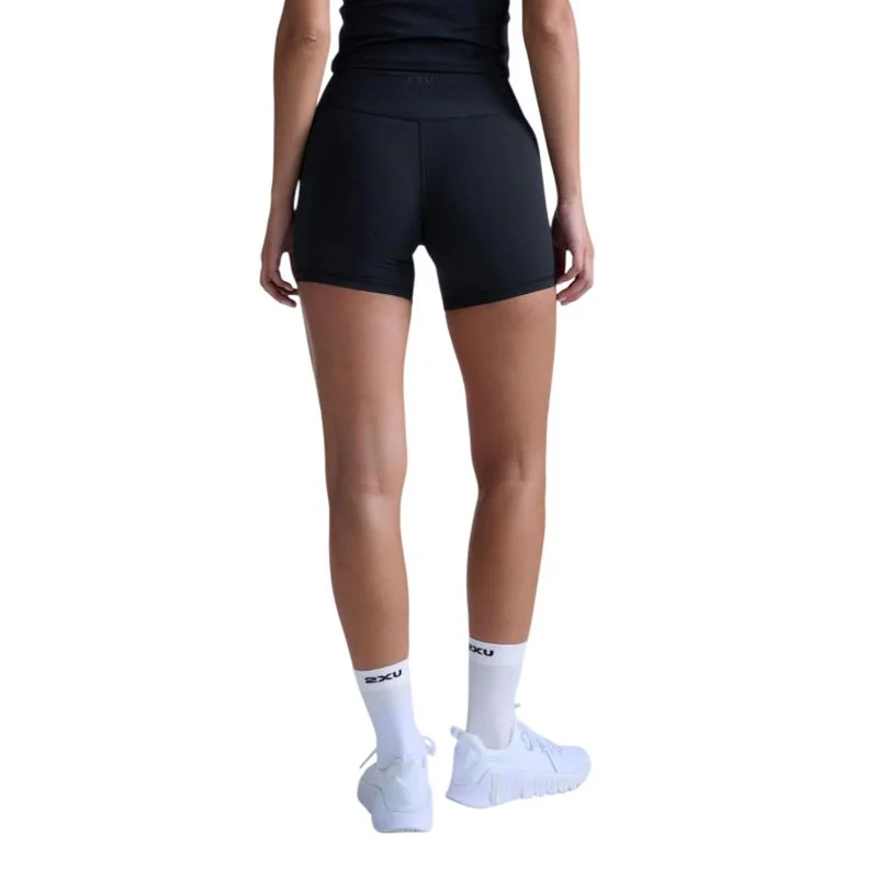 2XU Womens Fluid Hi-Rise 5-inch Shorts - Image 2