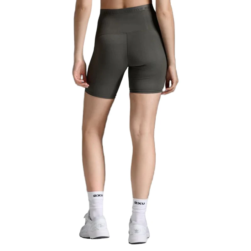 2XU Womens Form Stash High-Rise Compression Shorts - Image 2