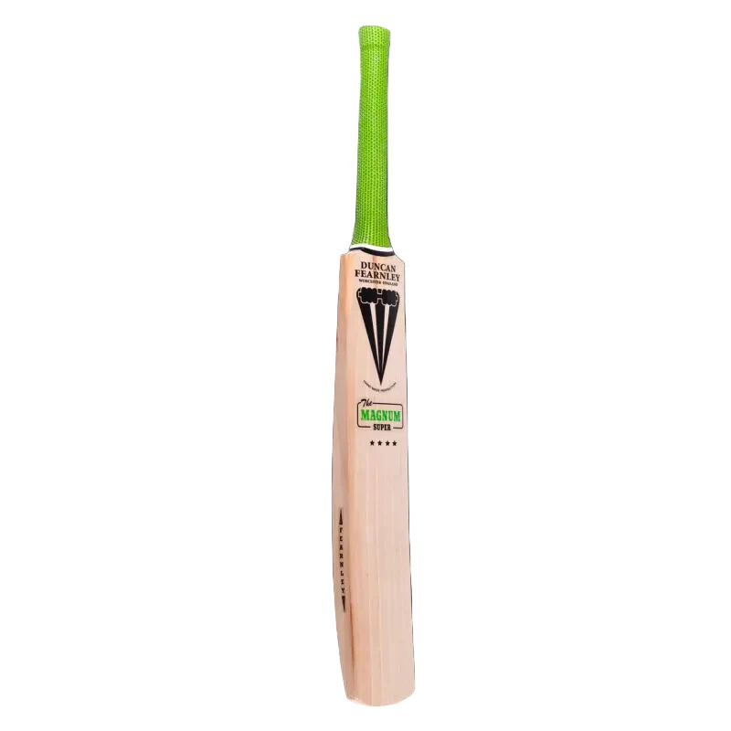 Duncan Fearnley Magnum Super 4* Adults Cricket Bat - Image 2