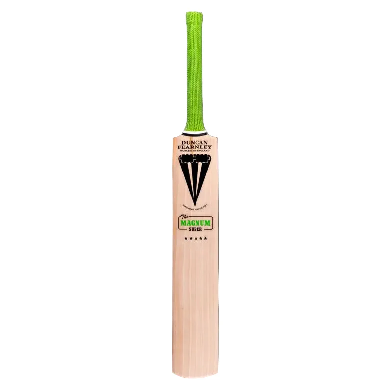 Duncan Fearnley Magnum Super 5* Adults Cricket Bat