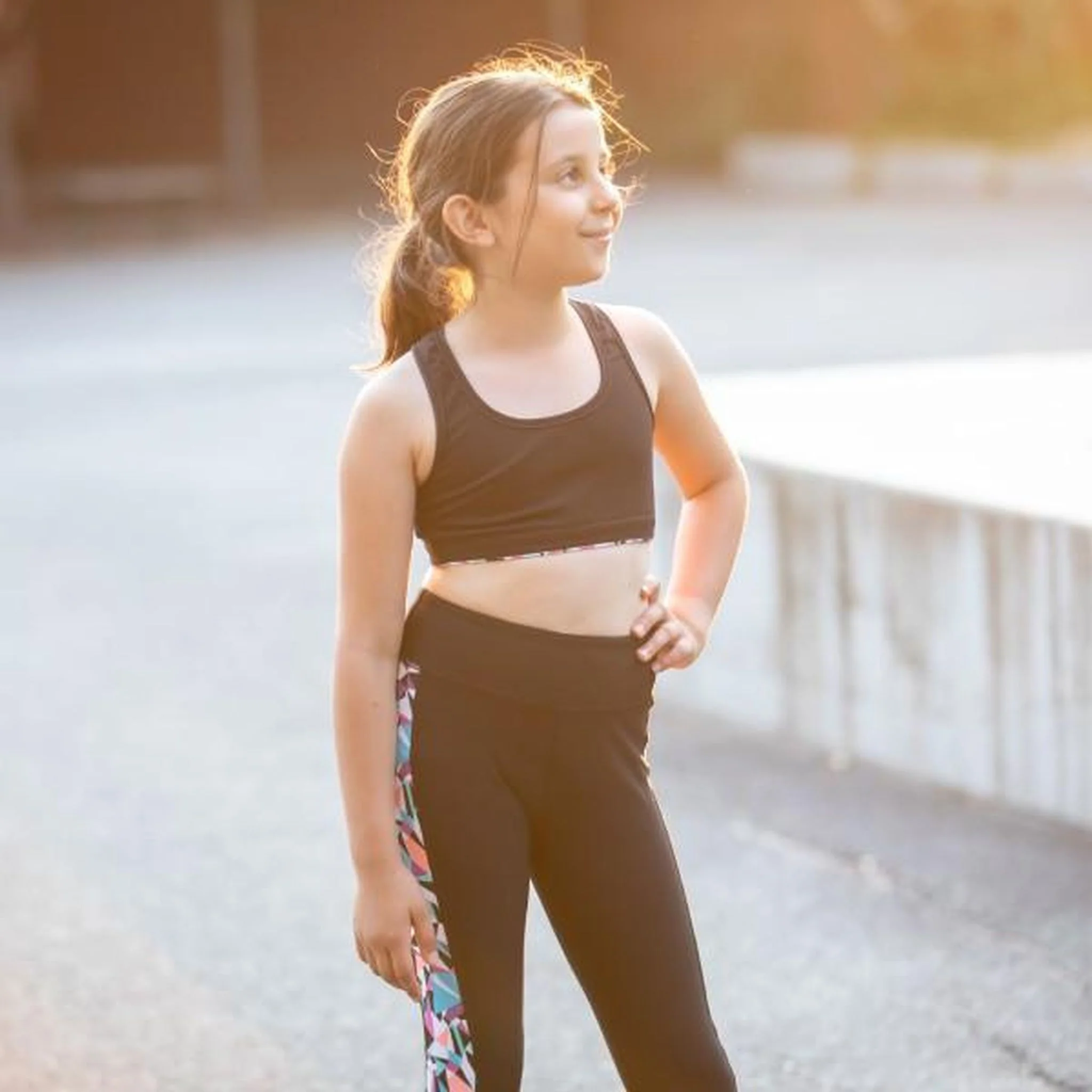 GO Sport Girls Reversible Sport Crop Top - Image 3