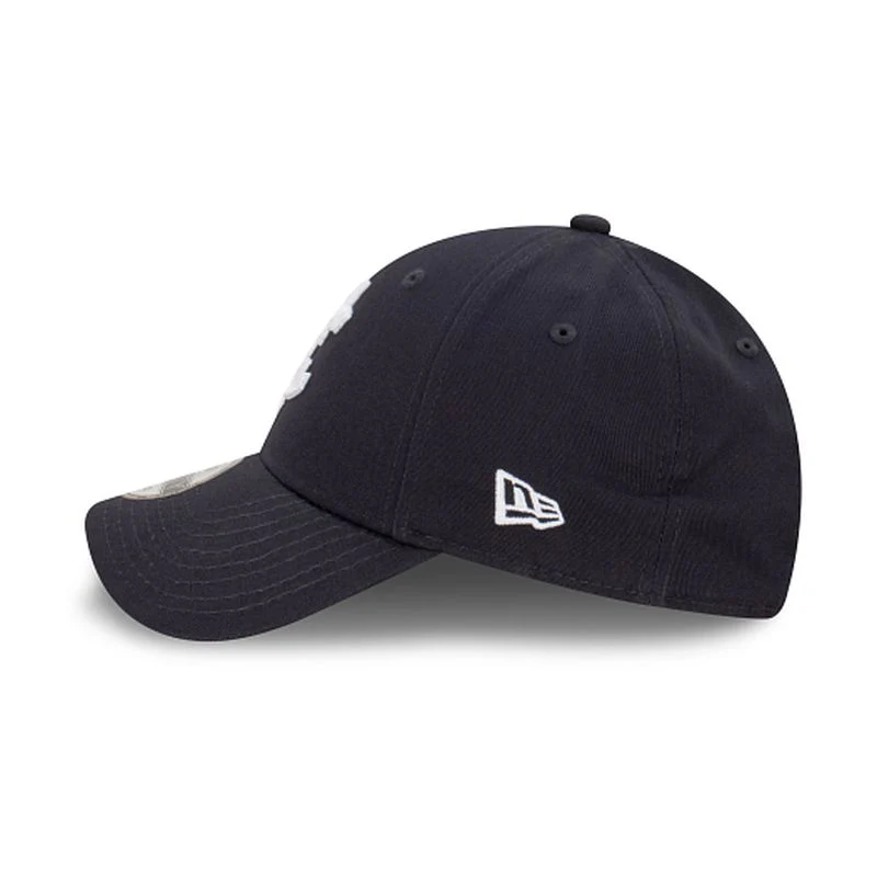 New Era Carlton Blues Official Team Colours 9FORTY Cloth Strap - Image 6