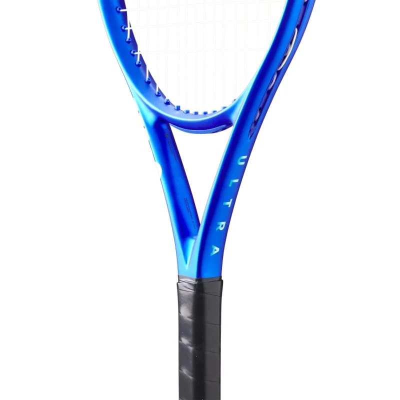 Wilson Ultra 26-inch V5 Junior Tennis Racquet - Image 2